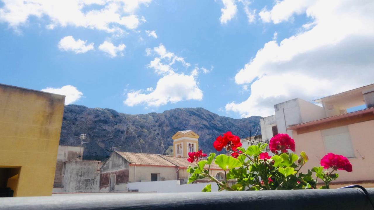 Home Holiday Sicily อิโซลา เดลเล เฟมมิเน ภายนอก รูปภาพ