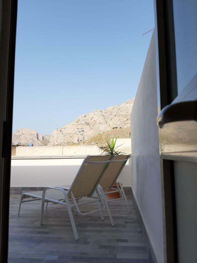 Home Holiday Sicily อิโซลา เดลเล เฟมมิเน ภายนอก รูปภาพ